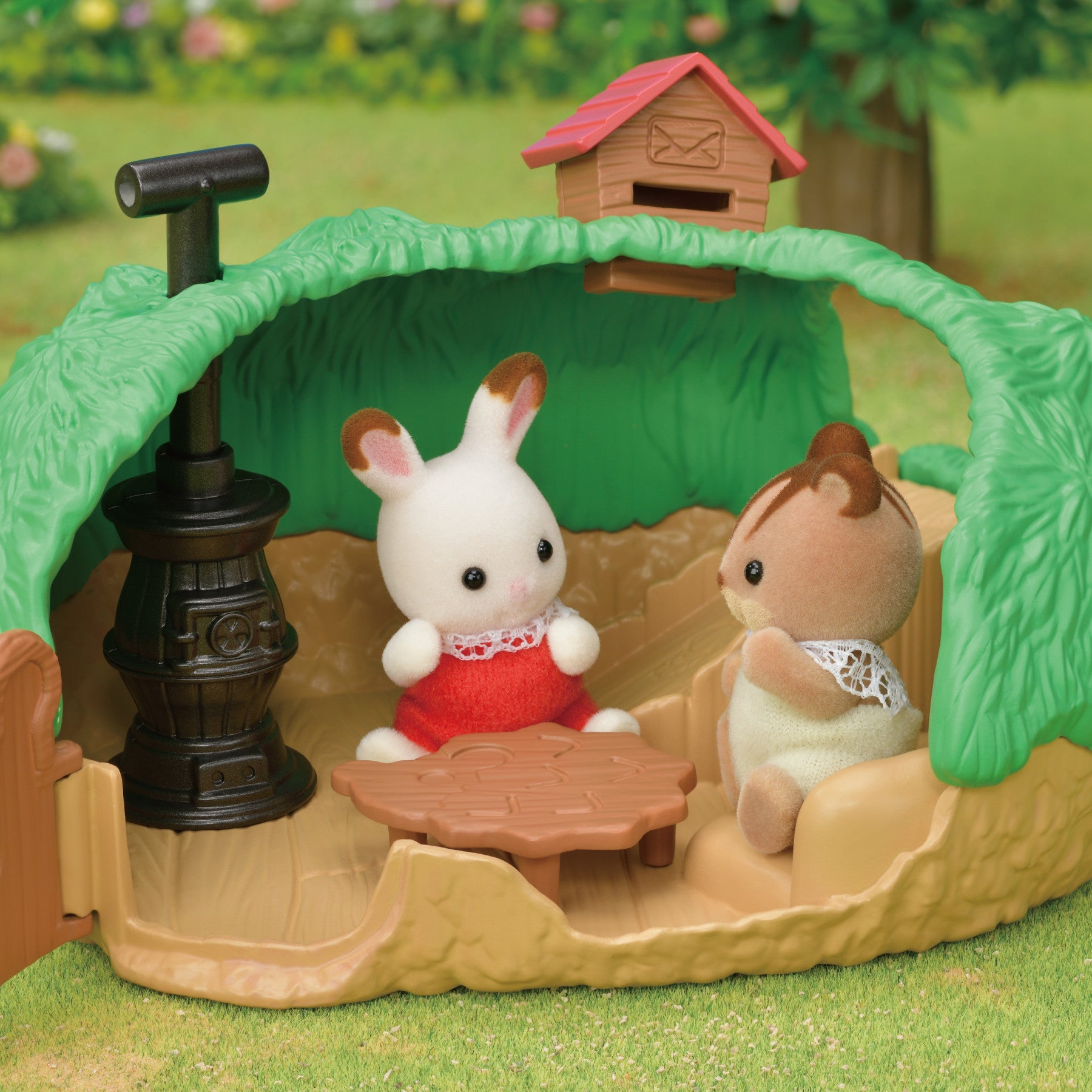 小刺猬的秘密小屋